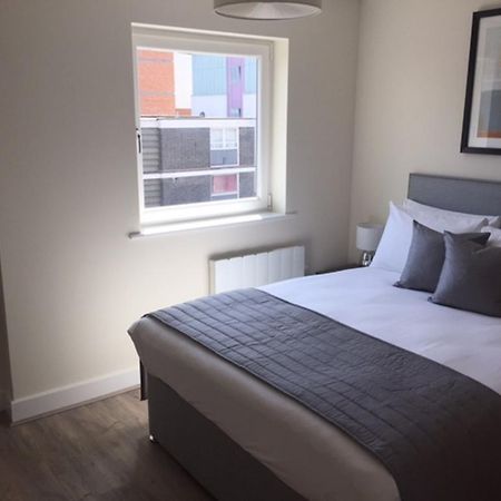 House Of Fisher- Solstice House Apartments Farnborough  Esterno foto