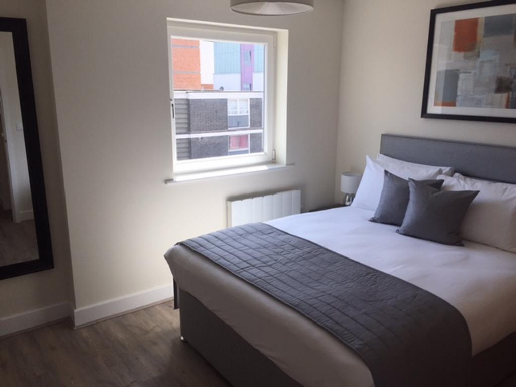 House Of Fisher- Solstice House Apartments Farnborough  Esterno foto