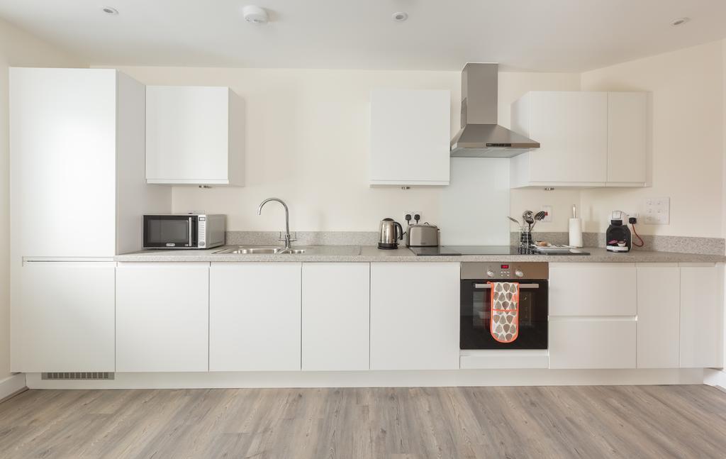 House Of Fisher- Solstice House Apartments Farnborough  Esterno foto